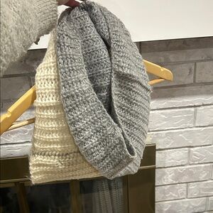 Zara Gray and Cream Knit Scarf